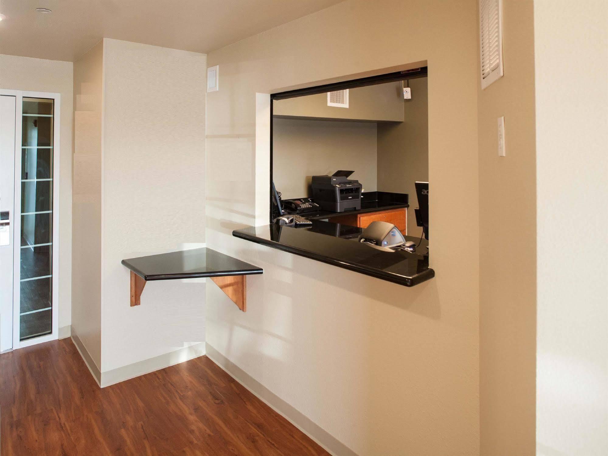 Woodspring Suites Killeen Exteriör bild